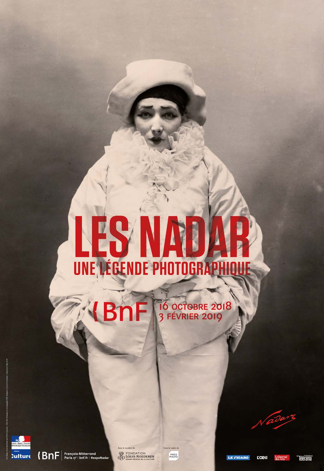 ‘Les Nadar, une légende photographique’ Fond : Sarah Bernhardt en Pierrot assassin, Atelier Nadar